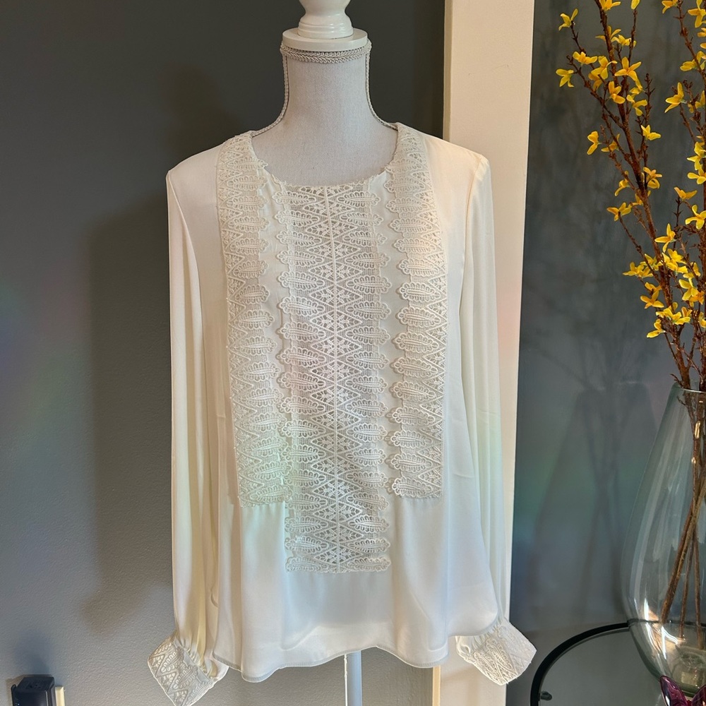 White House Black Market Cream Lace-Front Long Sleeve Blouse